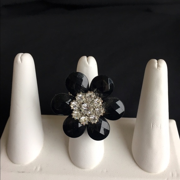 Black Flower ring