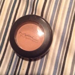 Mac eyeshadow Please do not purchase