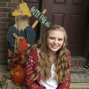 Meet your Posher, Maddie