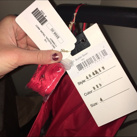 NWT red formal prom or pageant dress - Picture 3 of 4