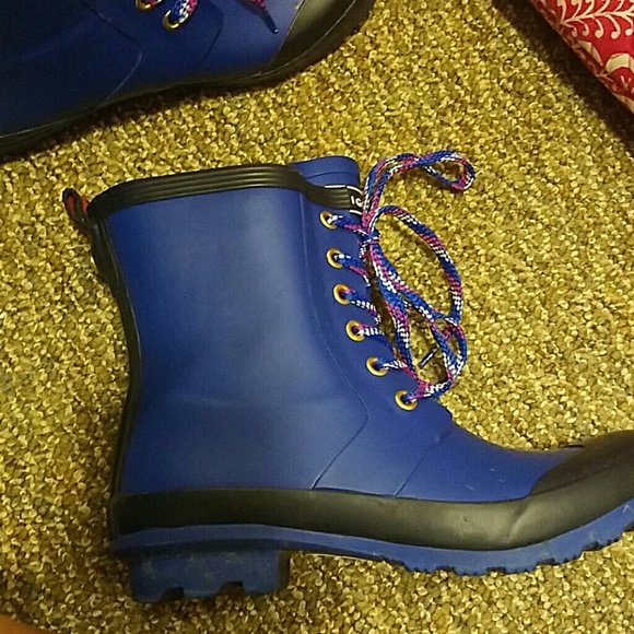 Hilfiger short rainboots!