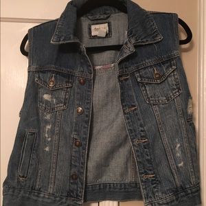 Forever 21, Distressed denim vest