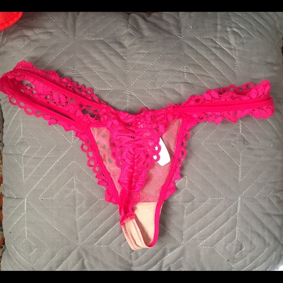 NWT-Victoria's Secret Thong - Picture 2 of 3