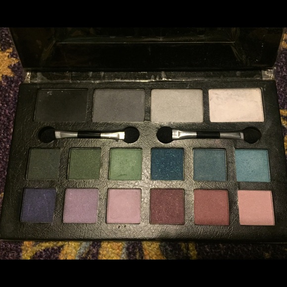 CLINIQUE Cool Eyeshadow Palette