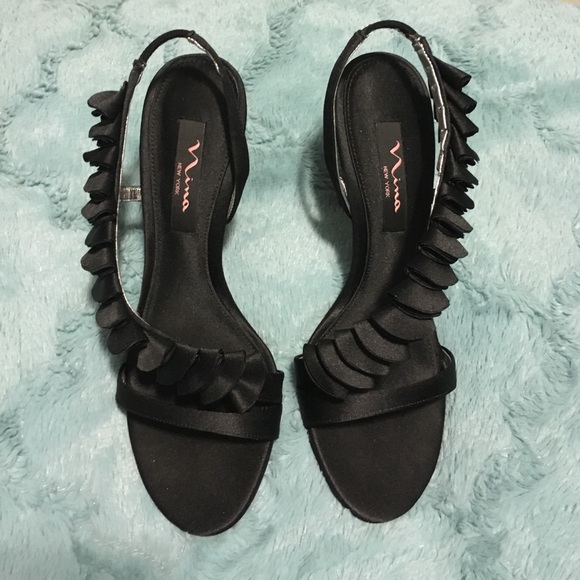 Nina Ricci Heels 😻 - Picture 2 of 4