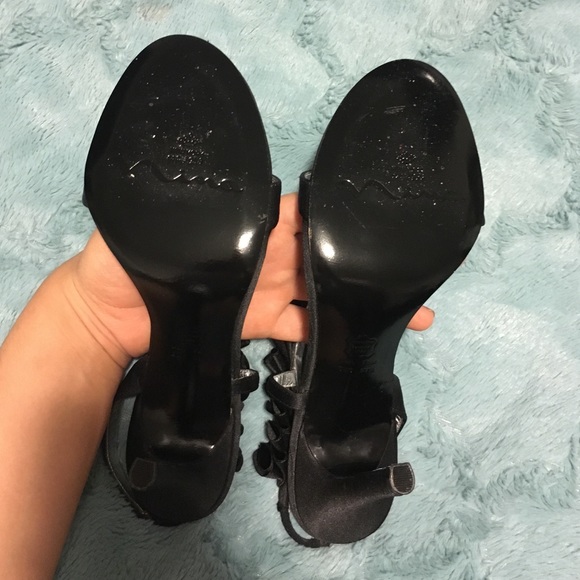 Nina Ricci Heels 😻 - Picture 3 of 4