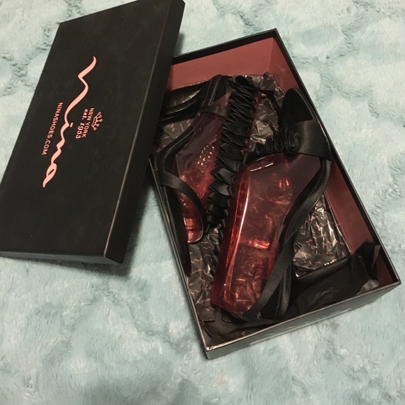 Nina Ricci Heels 😻 - Picture 4 of 4