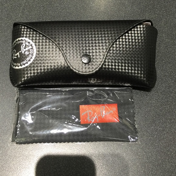 🌟SALE🌟Ray-Ban Carbon collection Case