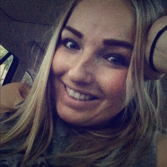 Meet your posher! - Picture 1 of 1