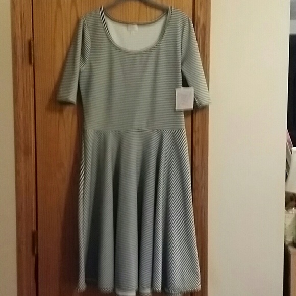 Lularoe Nicole