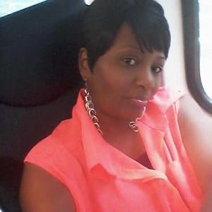 Meet your Posher, Gina