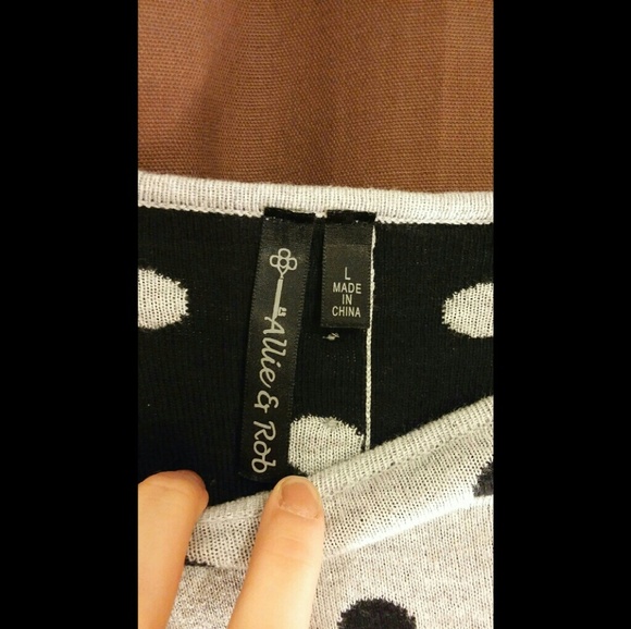 L Knit Polka Dot Long Shirt - Picture 2 of 4