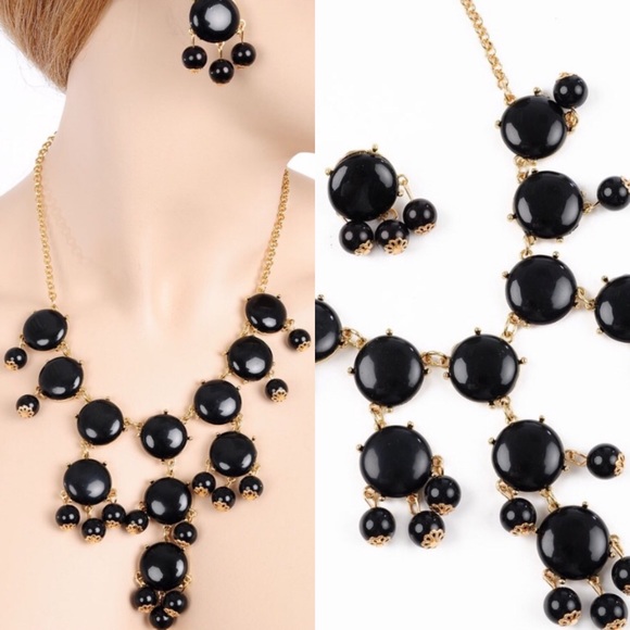 Boutique Jewelry - 🎉CLEARANCE🎉 Black Pearl Gold Bauble Necklace Set