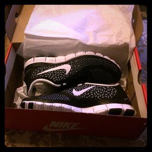 Nike Free 5.0 shoes
