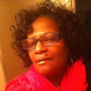 Meet your Posher, Roxanne