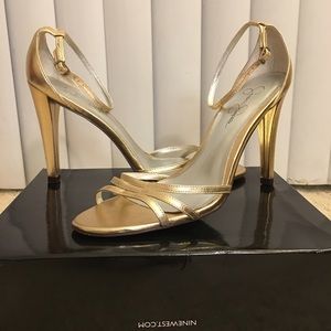 🌸Jessica Simpson Gold Strappy Heels🌸
