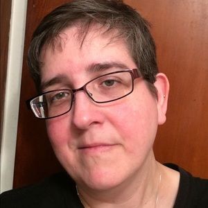 Meet your Posher, Alicia