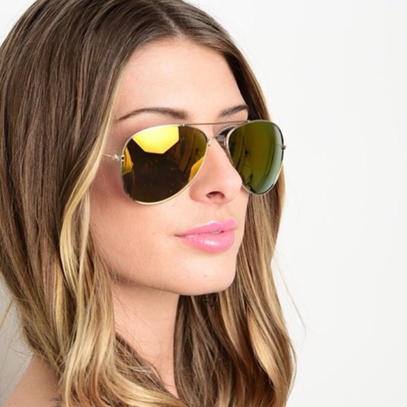 🎉CLEARANCE🎉 Assorted Mirror Aviator Sunglasses - Picture 2 of 3