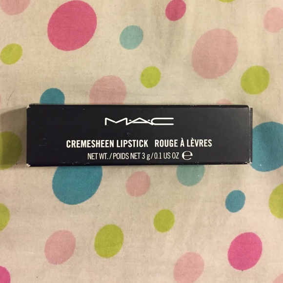 MAC LIPSTICK- Dare You