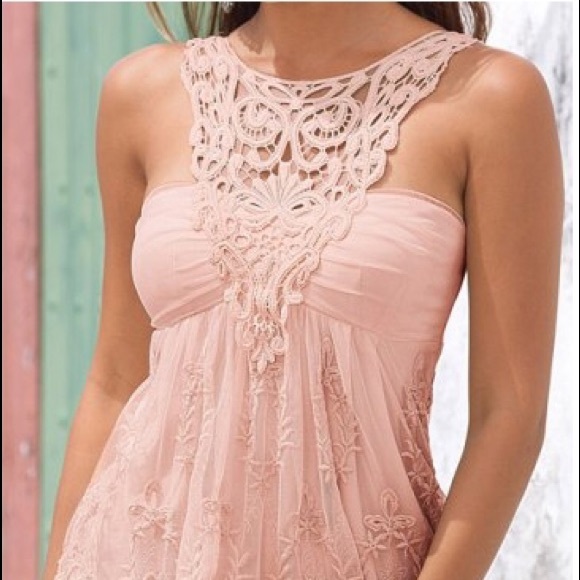 Sleeveless lace tshirt camisole