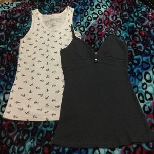 🌺Bundle* Cute Anchor Tank & Low Cut Navy/Grey Top