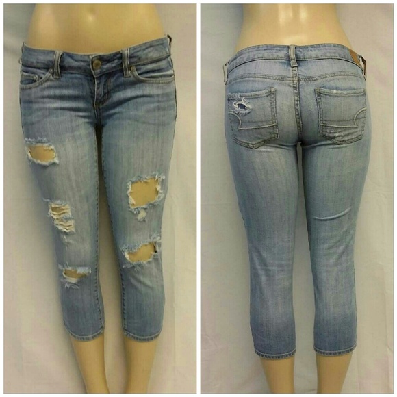 American Eagle Outfitters Denim - AMERICAN EAGLE OUTFITTERS Distressed Denim Capri