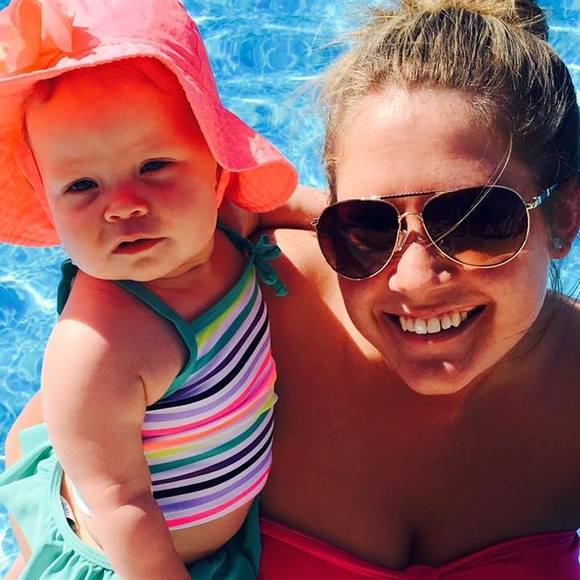 Meet your Posher, Hillary