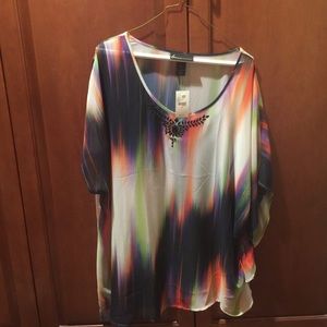 Ladies Flowy Poncho. NWT