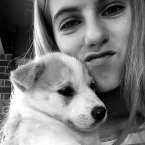 Meet your Posher, Jillian