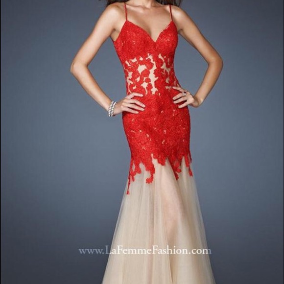 ❌SOLD❌ Red/Nude La Femme Size 0