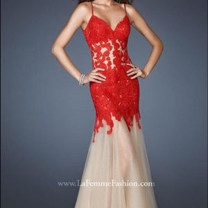 ❌SOLD❌ Red/Nude La Femme Size 0