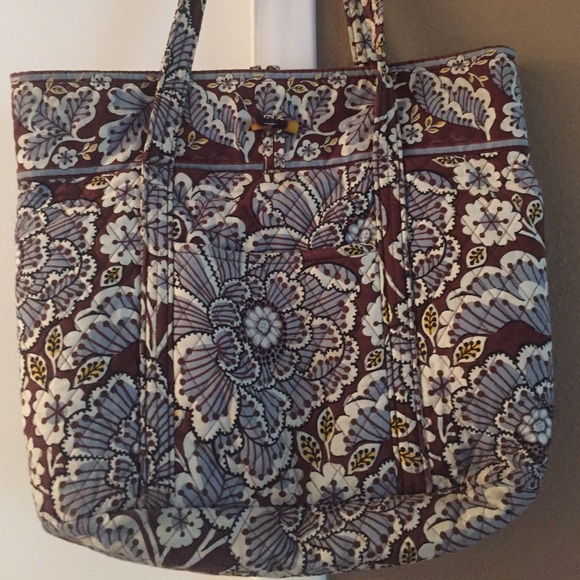⚡️SALE⚡️Large Vera Bradley tote