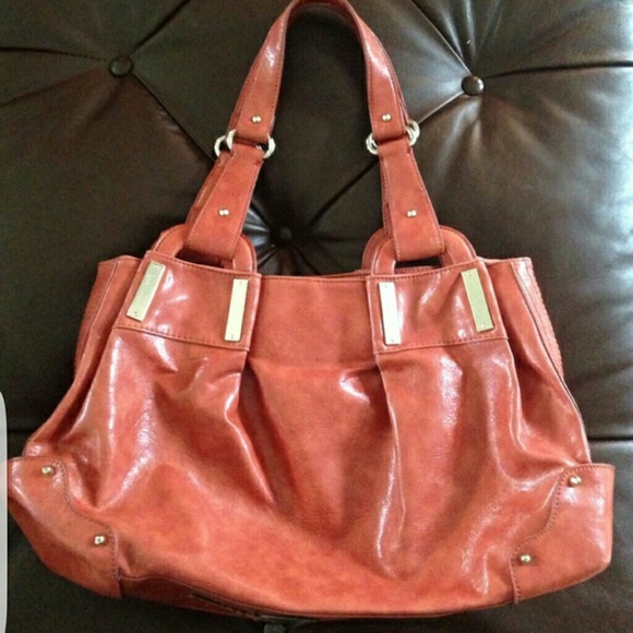 Jessica Simpson satchel handbag