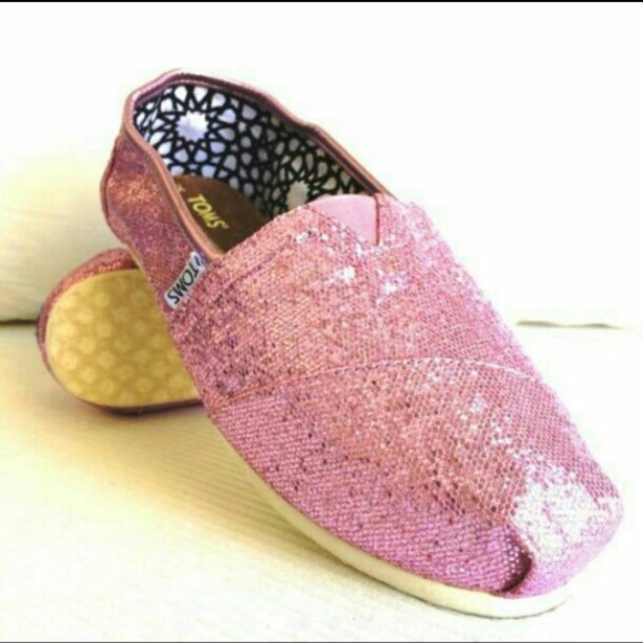 Pink glitter toms