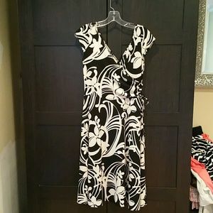 Black and white B. Moss dress