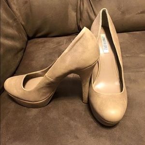 Jennifer Lopez Pumps