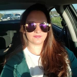 Meet your Posher, Lauren