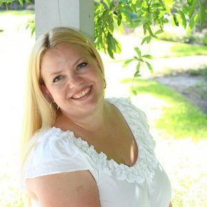 Meet your Posher, Holly