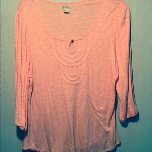 Pale peach light weight ttop