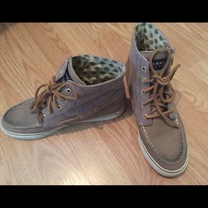 SPERRY HIGH TOPS