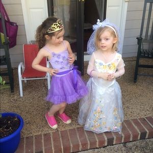 Meet your Posher, Nina