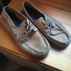 Sperry boat shoes