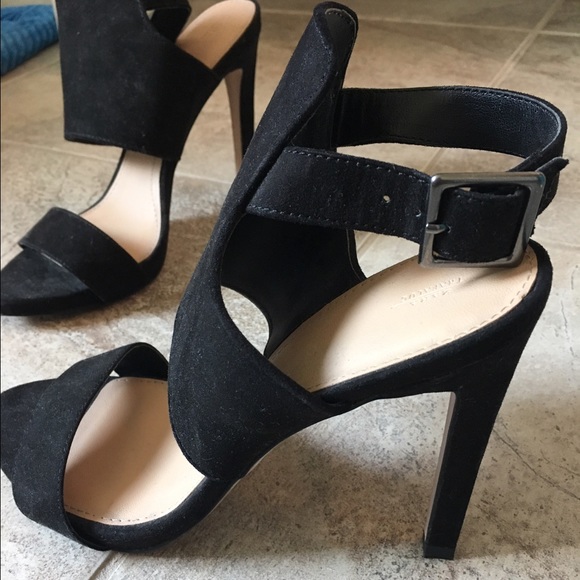 Zara suede heels