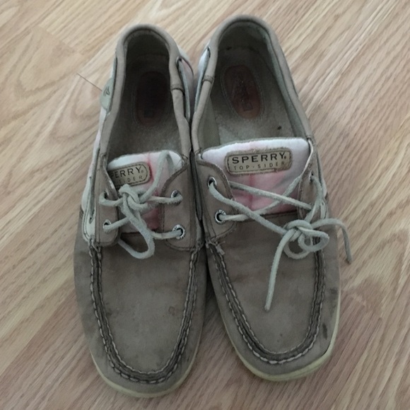 Sperrys boat shoes