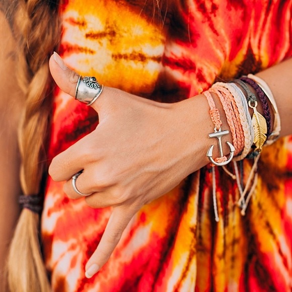 Pura Vida Anchor Bracelet