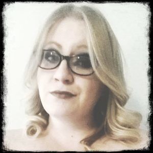 Meet your Posher, Becky