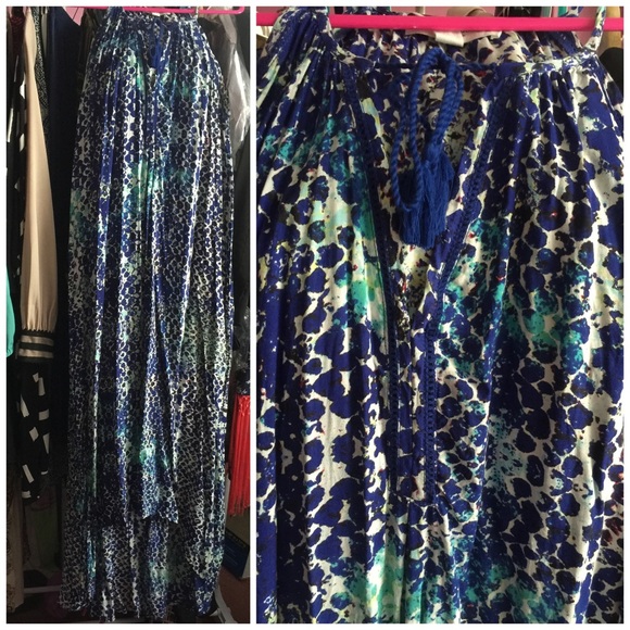 Hi-Lo Maxi Dress