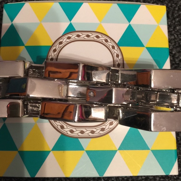 Stella & Dot silver bracelet