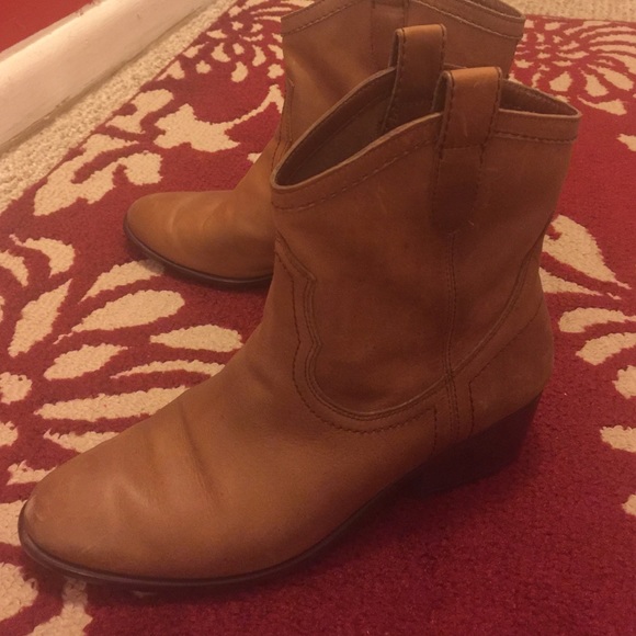 Aerosols Ankle cowboy boots