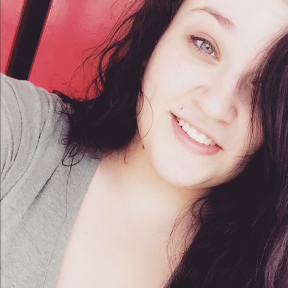 Meet your Posher, Kelsey